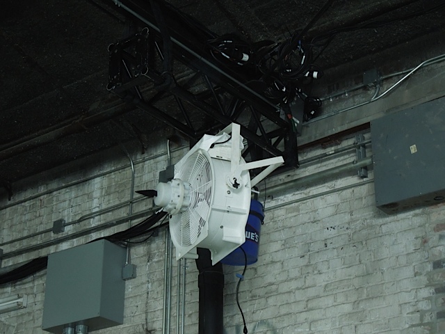 t 1500 max snow machine on dead hung truss